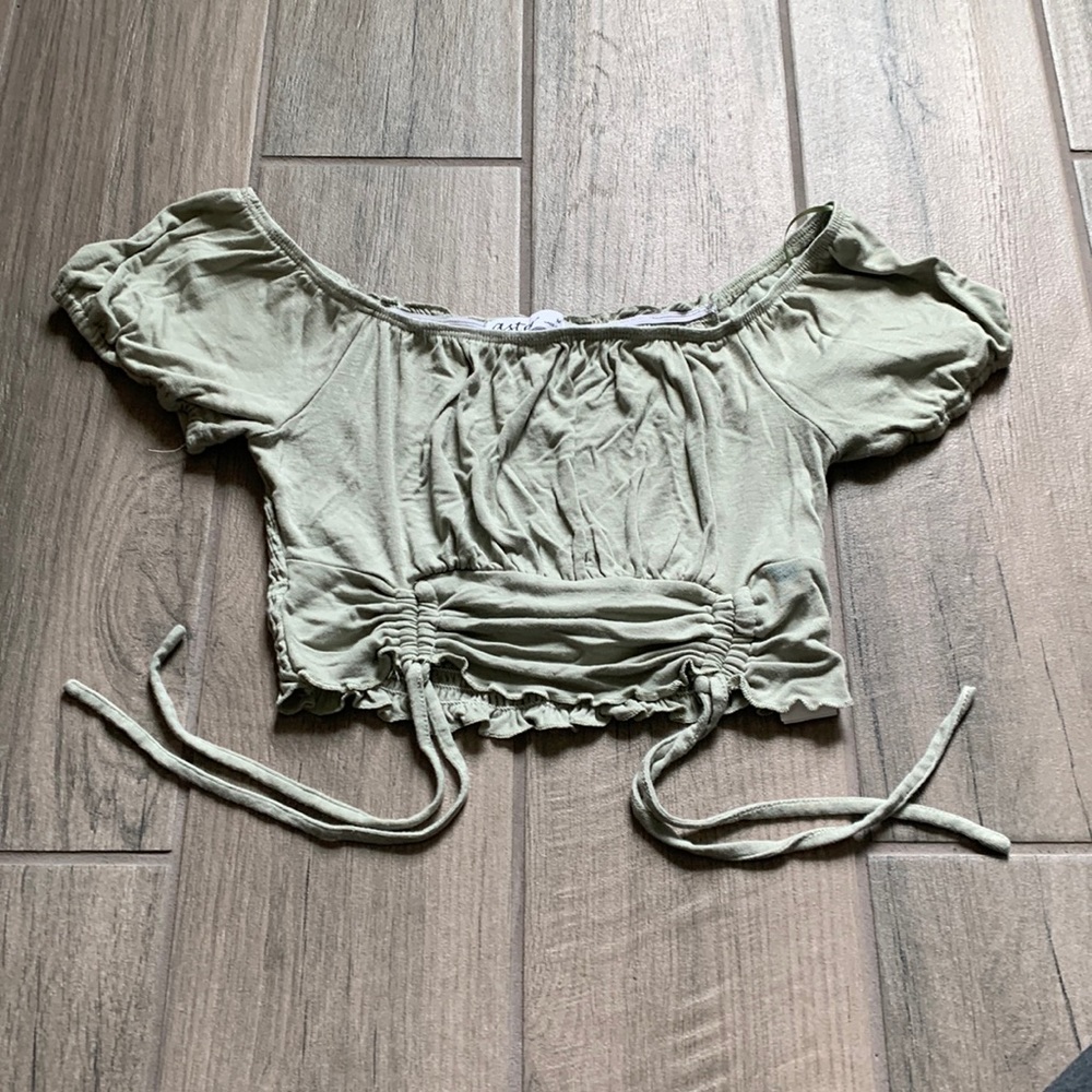 Aster green top